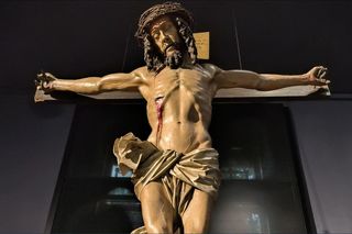 Wojewoda zdetronizował Chrystusa. Jezus nie będzie królem tego regionu