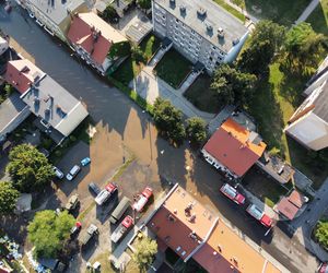 Rzeka Bóbr wdarła się na ulice Żagania