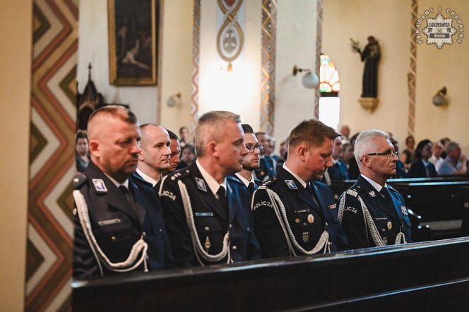 Pogrzeb komendanta policji w Bieruniu. Młodszy inspektor Dariusz Waligóra odszedł na wieczną służbę