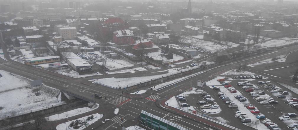 Śnieg, mróz i zimny wiatr. Do miast Śląka i Zagłębia wróciła zima!  [ZDJĘCIA]