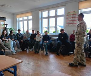 Prowadzone w ramach programu Edukacja z Wojskiem zajęcia w szkołach będą się odbywać do 13 grudnia 2024 roku.