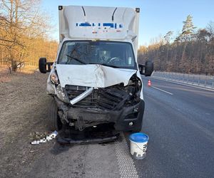 Jedna osoba została poszkodowana w porannym wypadku koło Leszna