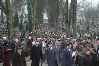 Rocznica katastrofy samolotu wojskowego w Mirosławcu w 2008r.