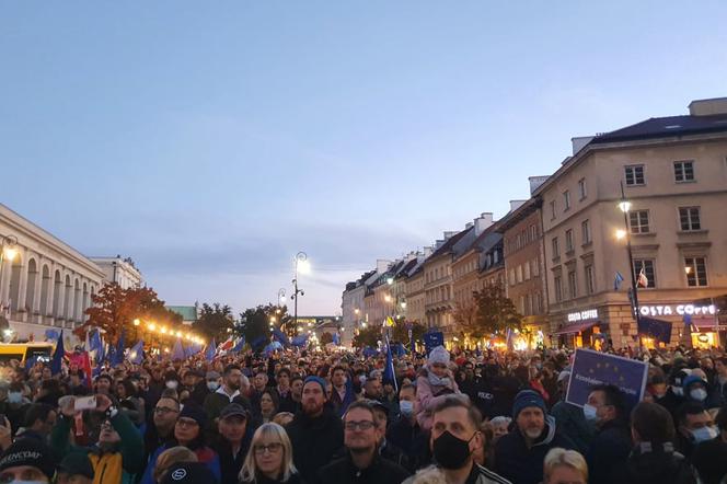 Zostajemy w UE. Protesty w całej Polsce. Wielkie manifestacje [ZDJĘCIA, RELACJA]