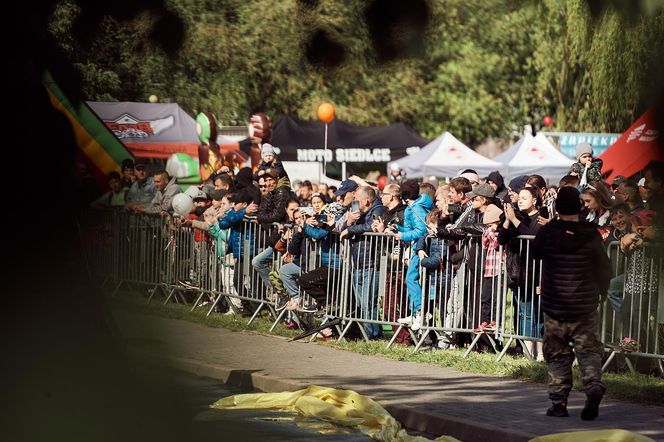 Poranna deszczowa pogoda nie odstraszyła fanów motoryzacji. Kolejna Motowiosna przeszła do historii