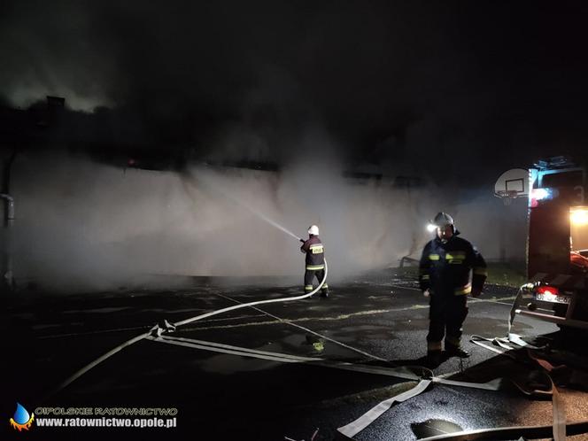 Pożar hotelu w Chrząstowicach. Jedna osoba zginęła, dwie są ranne 