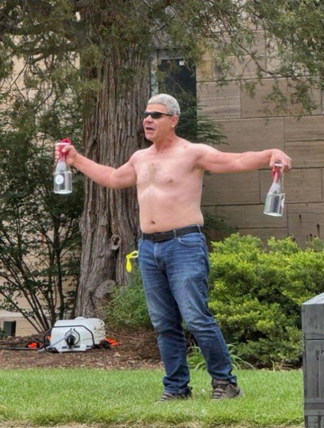 Zaatakował miotaczem ognia demonstrantów w Kolorado