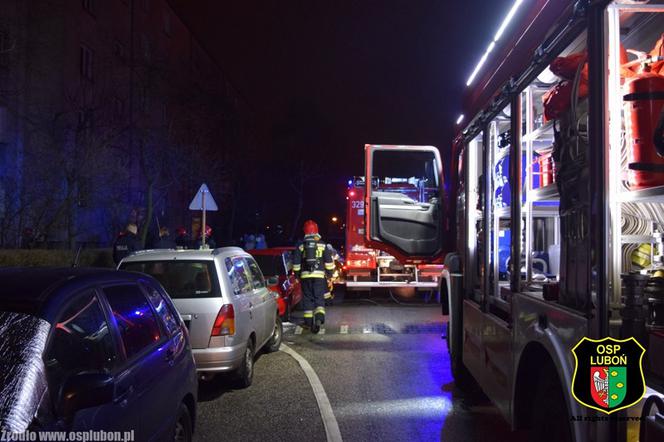 Pożar na ul. Sikorskiego w Luboniu