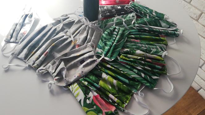 Radomianka szyje maski i pomaga w walce z koronawirusem
