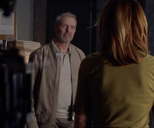 M jak miłość odc. 1874 po wakacjach. Kama (Michalina Sosna), nowy wróg Brzeziński (Grzegorz Kowalczyk)