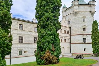 Mało kto wie o tym polskim zamku. To prawdziwa perła Podkarpacia