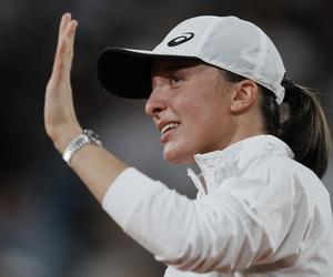 Wimbledon DRABINKA LOSOWANIE Z kim gra Iga Świątek? Z kim gra Hurkacz? Polacy poznali rywali! DRABINKA Wimbledon 2022 WYNIKI losowania