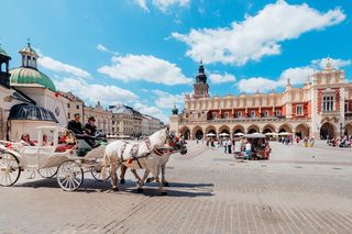 Trwa moda na Polskę i nie przeszkadza nam kapryśna wakacyjna pogoda. Lipiec nie tylko spełnił, ale znacząco przerósł nasze oczekiwania