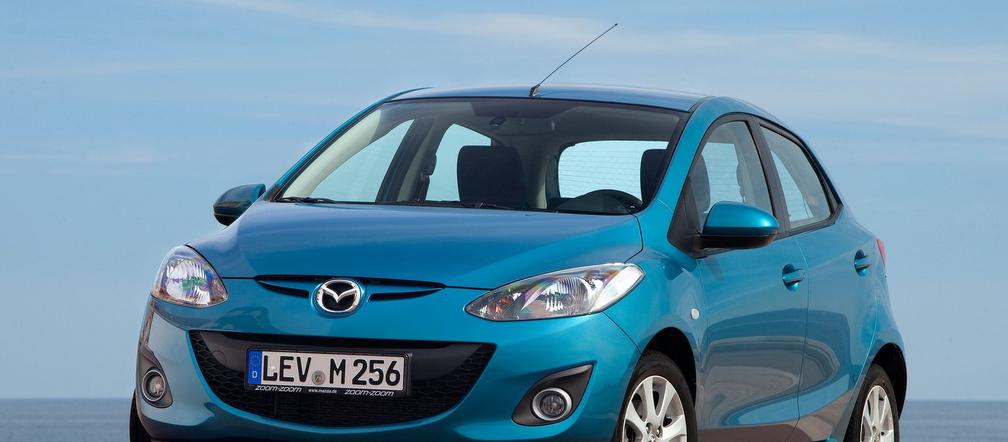 Mazda 2 Exclusive hatchback, model 2011