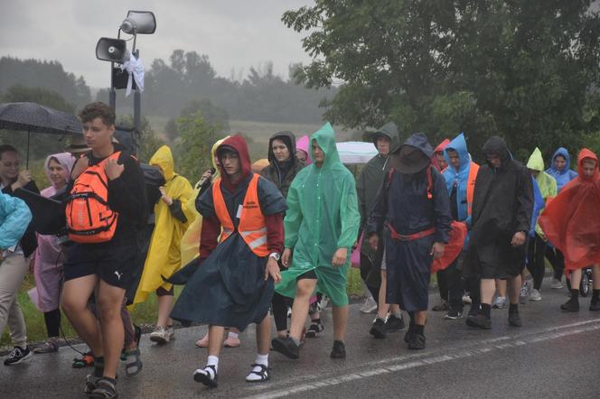 Kielecka Piesza Pielgrzymka wędruje do Częstochowy