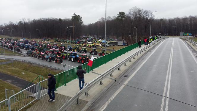 Protest rolników 20 lutego w okolicach Kraśnika. Tak blokują S19