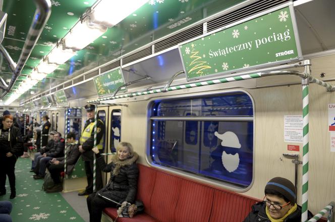 ŚWIĄTECZNY POCIĄG WARSZAWSKIEGO METRA