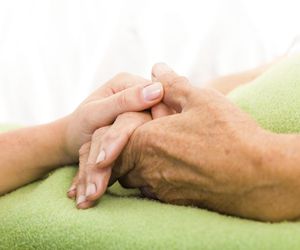 Zespół stresu opiekuna - co to jest? Przyczyny, objawy i leczenie zespołu stresu opiekuna