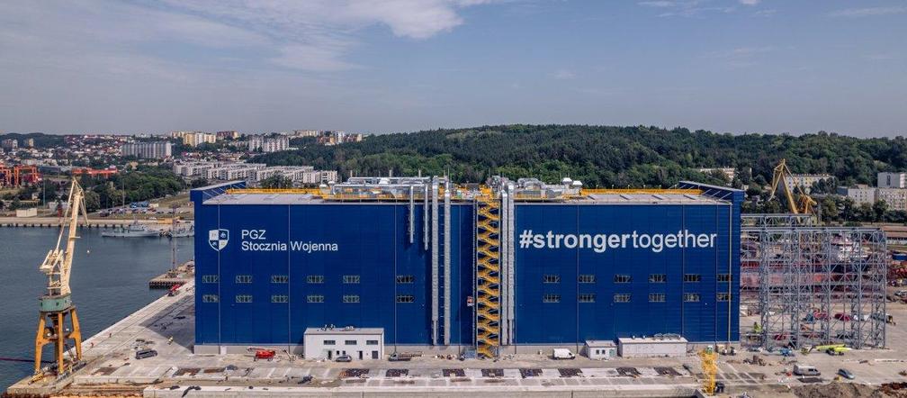 Nowa hala kadłubowa w stoczni Wojennej w Gdyni jest olbrzymia