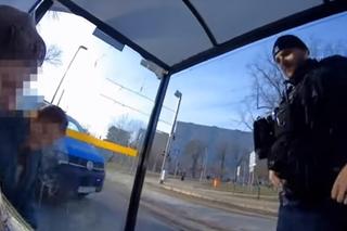 Zziębnięta seniorka odnaleziona na przystanku w Toruniu