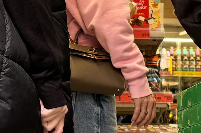 Doda w Żabce z torebką za 150 tyś zł 