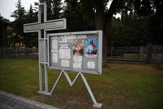 Proboszcz chce usunąć papieża