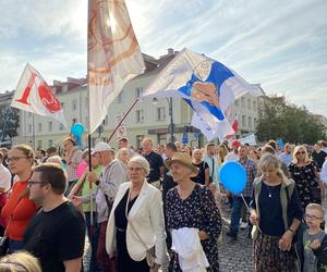 13. Marsz dla Życia i Rodziny zgromadził tłumy na ulicach Białegostoku [ZDJĘCIA]