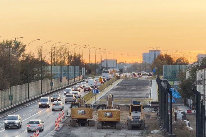 Przebudowa Trasy Łazienkowskiej w Warszawie wznowiona