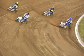 PRES Grupa Deweloperska Toruń - Bayersystem GKM Grudziądz, zdjęcia Motoareny. Fotorelacja z trybun i toru