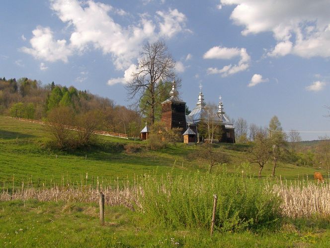 To sławna niewielka wieś w Małopolsce. Kiedyś wyrabiano w niej drewniane zabawki