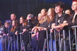 rock nad jeziorakiem