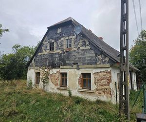 Dostrzec, zrozumieć, ocalić – Domy przysłupowe. Projekt inwentaryzacji domów przysłupowych zainicjowany przez Małgorzatę Maszkiewicz (Dolina Domów Przysłupowych) - powstała bogata dokumentacja oraz zdjęcia