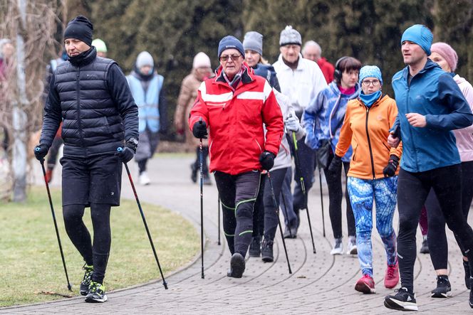 Sobotni parkrun jak zwykle przyciągnął tłumy. To wyjątkowy bieg w samym sercu Katowic ZDJĘCIA