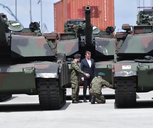Abramsy są już w Polsce. Najlepsze czołgi świata wpłynęły do portu