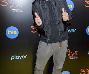 Tomasz Karolak ma dziś urodziny. Za te role fani pokochali go najbardziej!