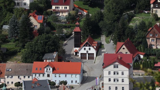Obryw Skalny w Bardzie. Tutaj widoki zapierają dech w piersiach 