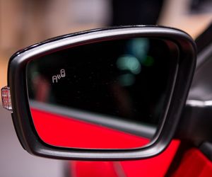 System Blind Spot w samochodzie - co oznacza, jak działa