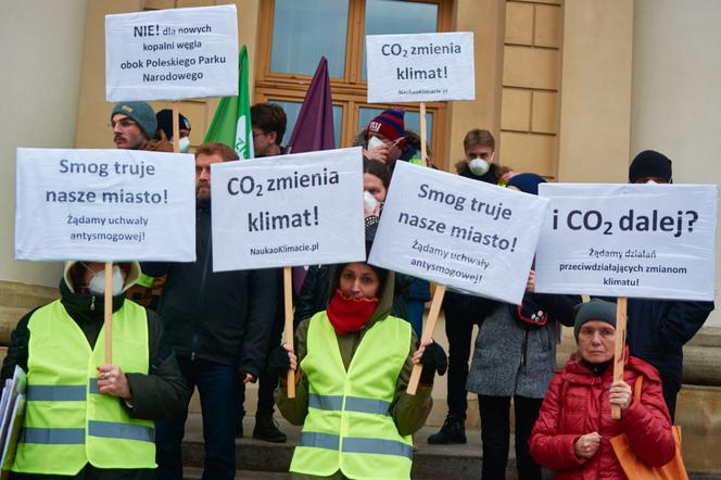 Przeciwko zabudowie Górek Czechowskich. „Strajk dla Ziemi” w centrum Lublina