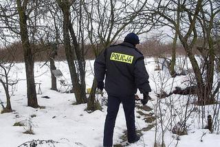 Podkarpacie: Pijana 39-latka leżała w śniegu pod sklepem