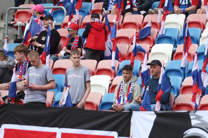 Górnik Zabrze - ŁKS Łódź - kibice na stadionie dopisali ZDJĘCIA