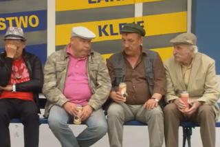Ranczo 8 sezon odc. 94. Solejuk (Sylwester Maciejewski), Stach Japycz (Franciszek Pieczka), Hadziuk (Bogdan Kalus), Pietrek (Piotr Pręgowski)