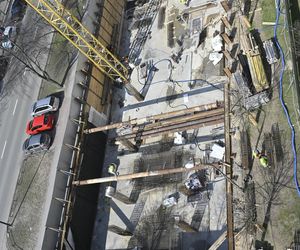 Deweloper buduje apartamentowiec tuż pod ich oknami. „Ten blok zasłoni nam świat”