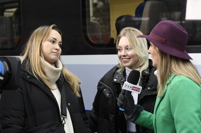 Gwiazdy TVP przyjechały pociągiem do Zakopanego