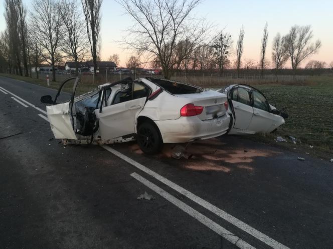Śmiertelny wypadek na trasie Gierzwałd - Ostróda. Kierowca BMW zginął na miejscu