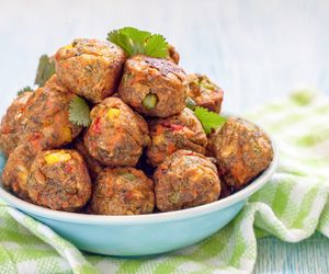 Klopsiki warzywne jak z IKEA: łatwy przepis na pyszny obiad bezmięsny