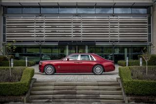 Rolls Royce Red Phantom 