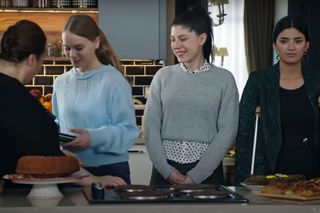 Emanet, odcinek 402 - streszczenie 