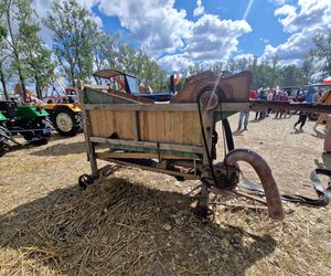XXIII Międzynarodowy Festiwal Starych Ciągników i Maszyn Rolniczych im. Jerzego Samelczaka. Zdjęcia z parady i terenu festiwalu