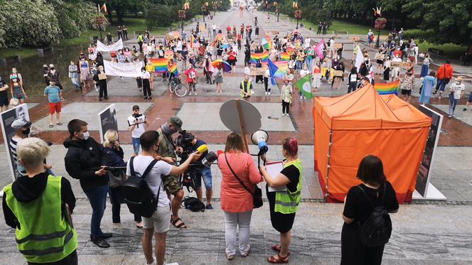 LGBT+ akcja poparcia w Białymstoku