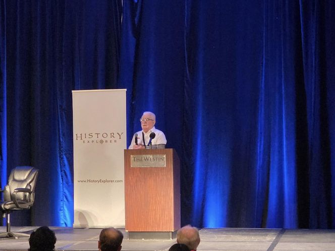 Wałęsa podbija Amerykę